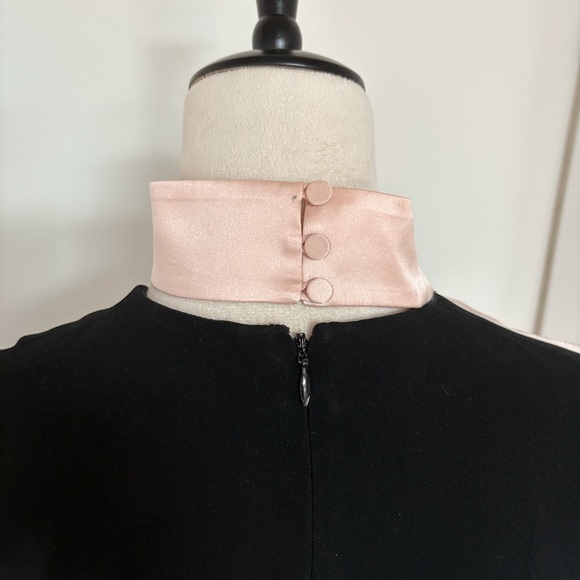 Cinq A Sept Top, V Neck, Size Small - Picture 3 of 10